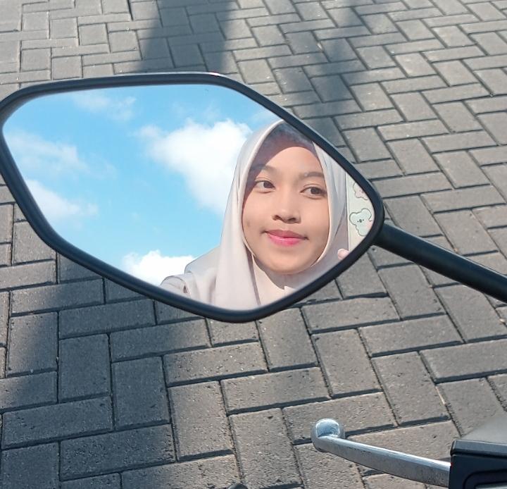 Rania Putri
